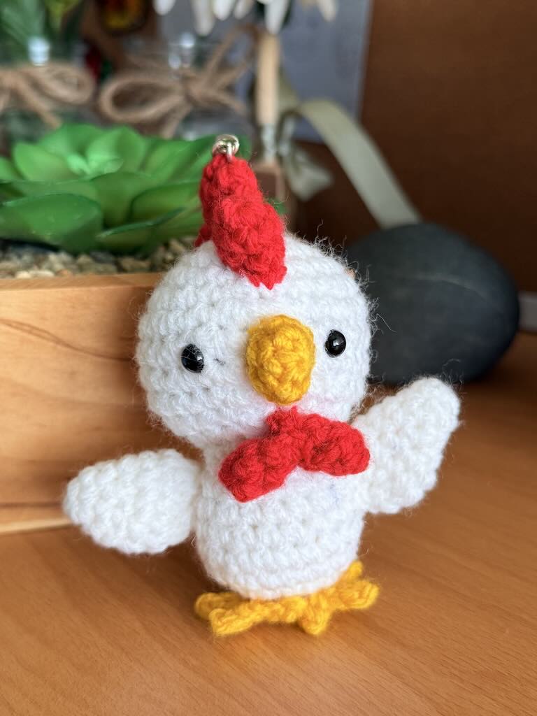 keychain handmade crochet white chicken toy with red comb