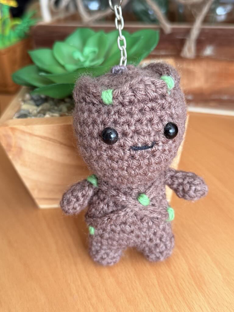 keychain crochet Groot toy with brown body and cute face
